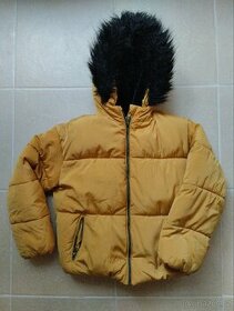 Dětská zimní bunda s kožíškem 8-9