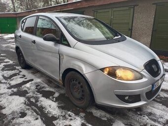 Lehce bouraný Seat Toledo 1.6 MPi