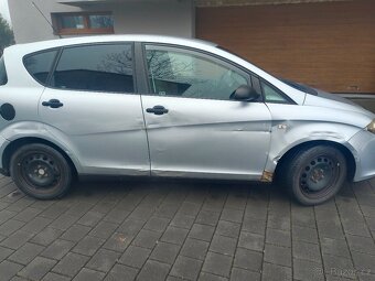 Lehce bouraný Seat Toledo 1.6 MPi