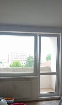 Okenni sestava s balkonovými dveřmi