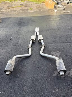 Dodge Challenger 6.4 Vyfuk originál