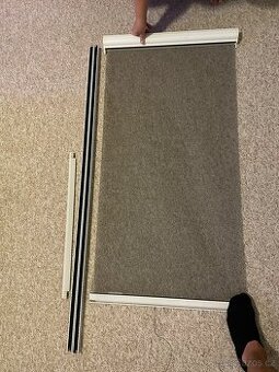 Okenní síť proti hmyzu roletová 65×140 cm