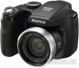 FUJIFILM FinePix S5700 +2GB SD
