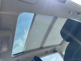 Sluneční roleta pro panoramatické střešní okno, Roletka - 1
