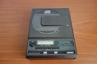 Unisef CD-100 do sbírky