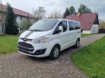 Ford Tourneo Custom 2,2, 92kw, 8 míst - 1