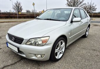 LEXUS IS200 MANUÁL KŮŽE ALU 17 VÝHŘEV PODVOZE BEZ KOROZE