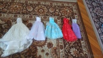 Oblečení pro panenku barbie a kena