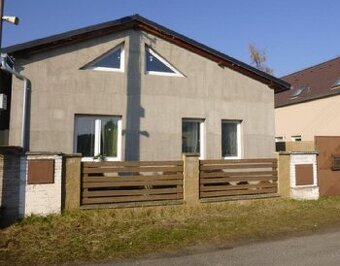 Dražba rodinného domu v obci Obříství, ID 7266 0306