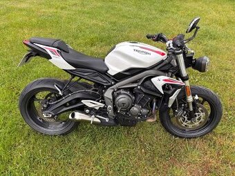 Triumph Street Triple S 660
