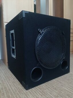 Pasivní subwoofer, 15" repro Behringer