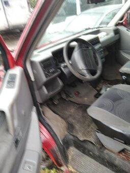 MULTIVAN 2.5 TDi 75kw