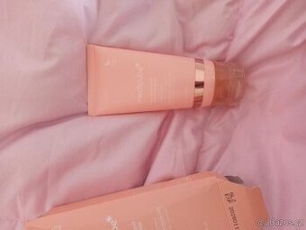 Medicube collagen night wrapping mask