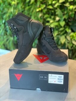 Dainese motocyklové bity vel. 44