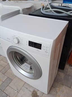 Automaticka pracka Elektrolux