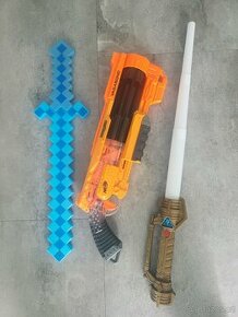 Nerf Vagabond a 2 meče a ruka Hulka - 1