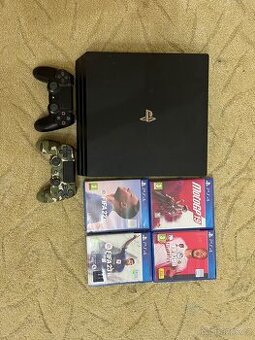 PLAYSTATION 4 PRO - 1