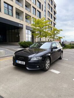 Audi A4 B8 Avant 2.0TDI Manual