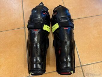 Chrániče holení BAUER VAPOR