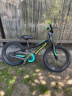 Dětské kolo “16” Specialized + helma