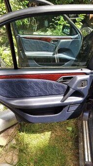 Prodám díly intereriéru W210 sedan /97