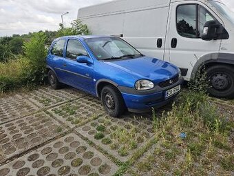 Opel corsa B 1,0 rv 2000