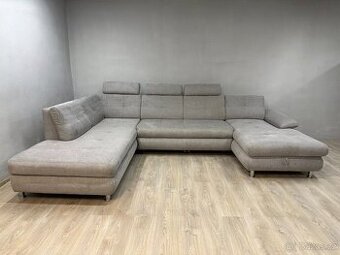 Světlá sedací souprava do U
