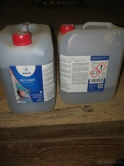 Bazénová chemie Oxy light 5L + cca 1 L, prošlá exspirace