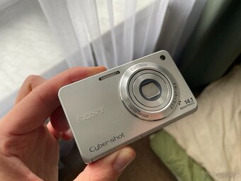 Analogue and Digital Camera Equipment