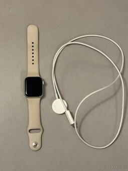 🕒 Apple Watch SE 2. generace 40 mm – bílo-béžové