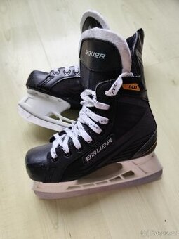 Brusle Bauer Supreme 140, vel. 36