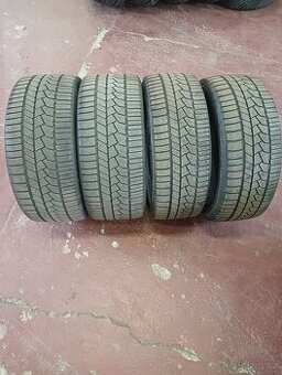 225/40 R19, 255/35 R19