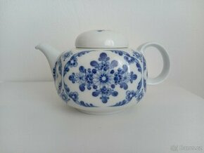 Porcelánová konvička