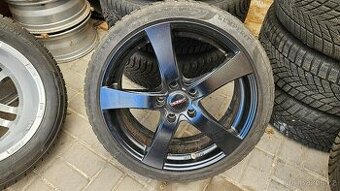 Zimní Sada Alu 5x114.3 215/40 R18 Dezent Hyundai i20N