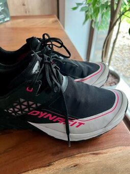 DYNAFIT ALPINE DNA Dámská Běžecká Bota Black Out/Pink Glo
