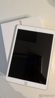iPad 8, 128gb laty