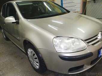 Prodám  VW GOLF 5 1,4 55Kw 2005 ,Euro 4
