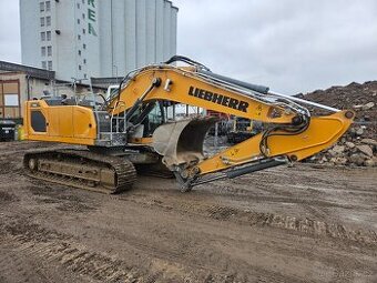 Liebherr R924 LC