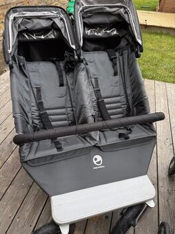 Easy walker duo pro dvojčata za 15 000 Kč, první majitel