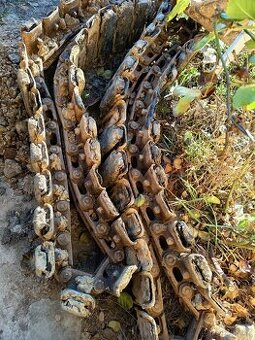 Ocelové pásy na minibagr