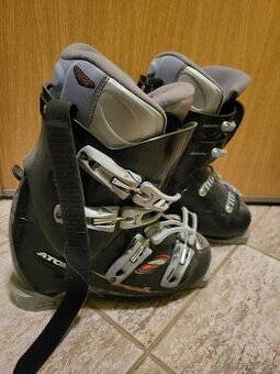 Lyžařské boty , lyžaky vel.38
