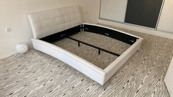 Rám postele 200x180