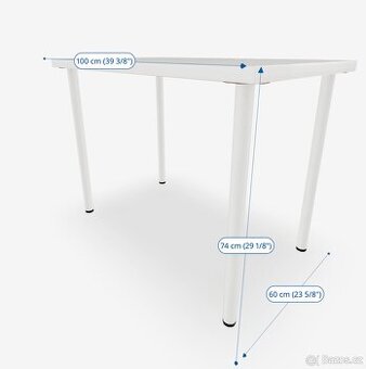 Bílý stůl IKEA