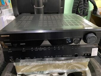 7.1 AV RECEIVER  ONKYO TX-SR606 HDMI + UNIV.DÁLK. OVLÁDÁ