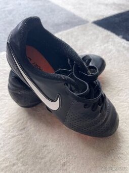Kopačky Niké - ve32