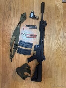 Airsoft zbraň M4 Lancer tactical