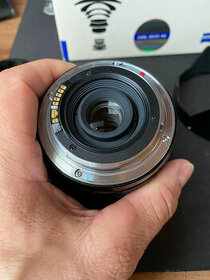 CARL ZEISS 18 f/3.5 ZE DISTAGON