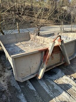 Hákový kontejner typ Avia