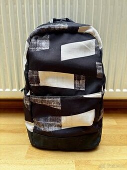 Batoh ADIDAS černobílý 25 l
