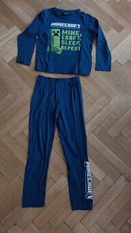 chlapecká pyžama 134/140